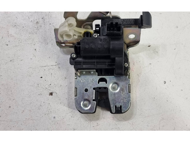 Zámek zadních dveří 3G0827503, 110659200315 Volkswagen PASSAT B8 2016