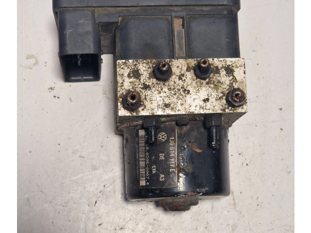 Блок АБС 1C0907379G, 00006061D3 Skoda Octavia Mk1 (1U) 1996 - 2004 года