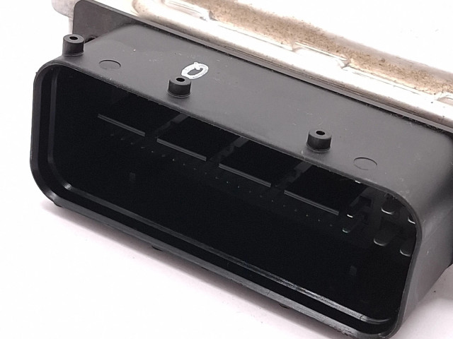 Řídící jednotka 9002050067KF, 954403B817   Hyundai ix35 2011