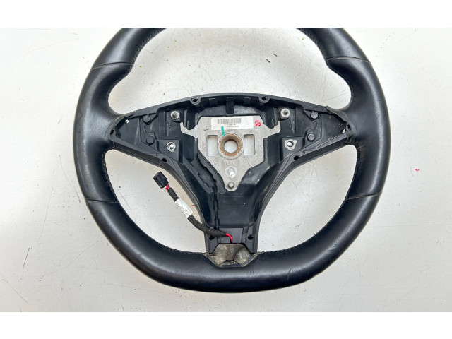 Volant Tesla Model S 2015 103677400A