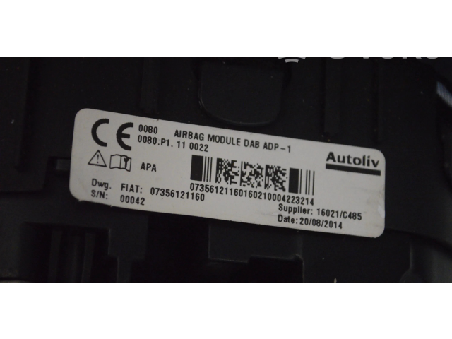 Подушка безопасности водителя 07356121160   Fiat 500L
