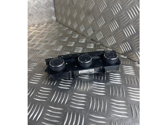 Блок управления климат-контролем 5E0820047S, 5HB01326421 Skoda Octavia Mk3 (5E)