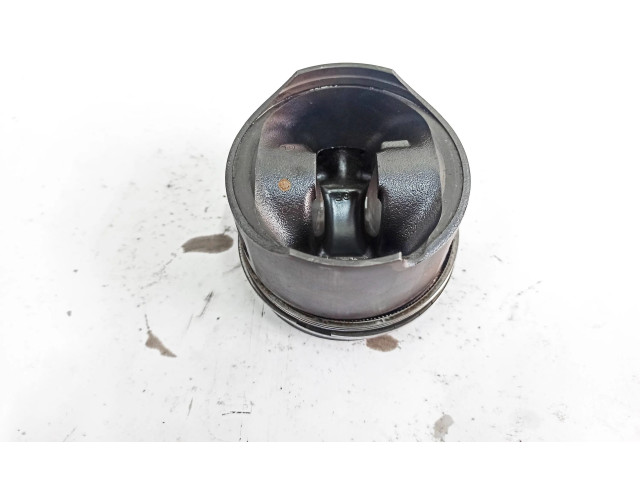 Píst 1003 Mercedes-Benz E W211 648961