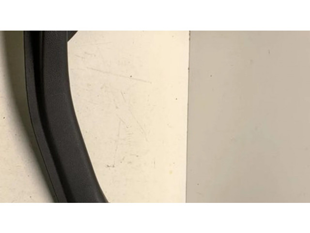 Другая деталь салона