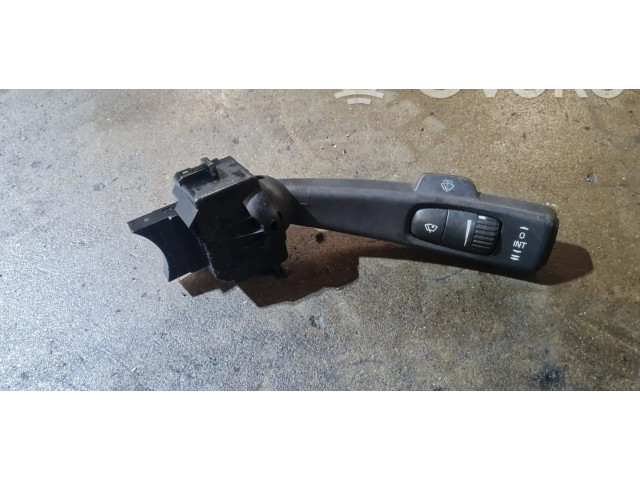 Ручка стеклоочистителей 17D770   Volvo V50