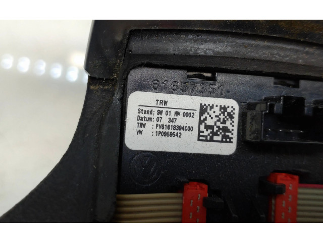 Volant Volkswagen Tiguan 2008 1K0959538F, 1k0959537j  