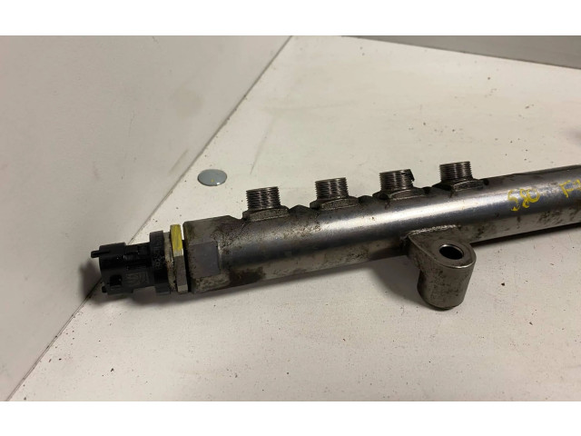 Vstřikovací lišta 30777759, 31216313 Volvo S80 D5204T7