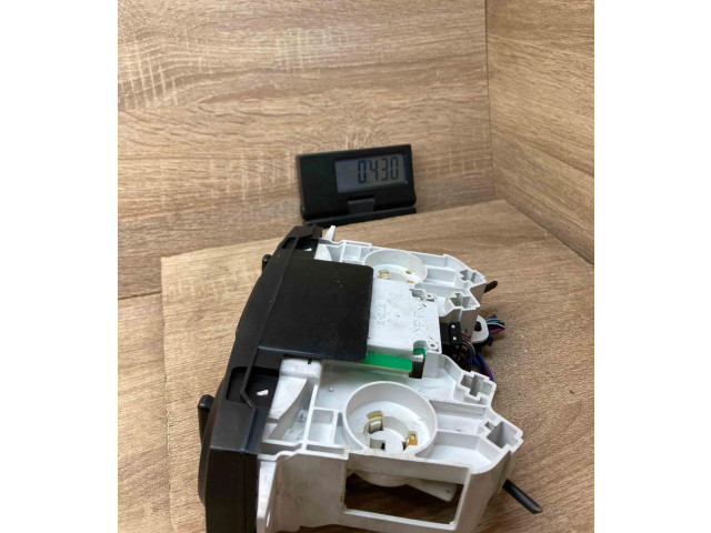 Блок управления климат-контролем LC94B4G13 Mazda 626