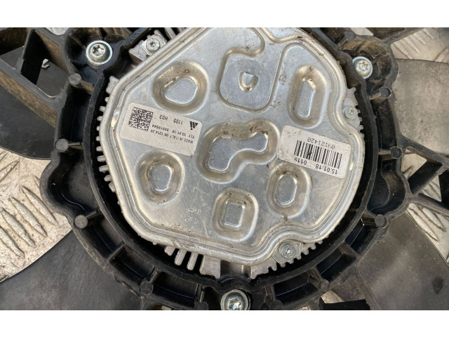 Вентилятор радиатора 5Q0121203DQ Skoda Karoq