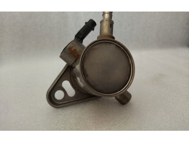 Топливный насос 04E127026E Audi A3 S3 8V