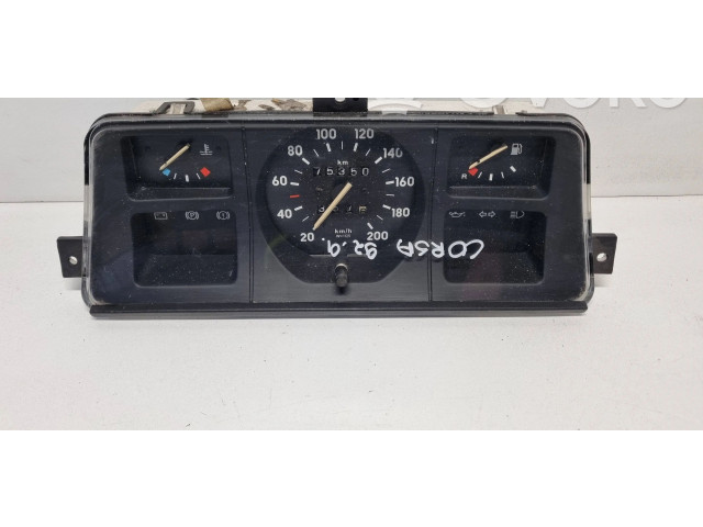 Přístrojová deska Opel Corsa A 1992 90388576, 2652