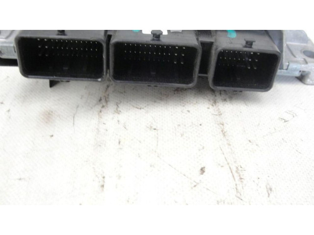 Блок управления двигателем Блок управления 237D40543R Dacia Spring