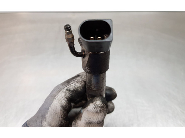 Форсунка 338002U000    KIA Ceed  D4FE 