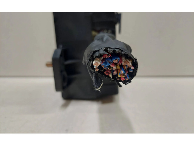 Блок предохранителей 8211008000 SsangYong Rexton