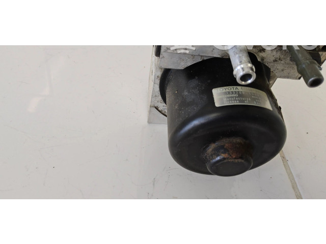 Блок АБС 1332005000 Lexus IS 200-300 1999 - 2005 года