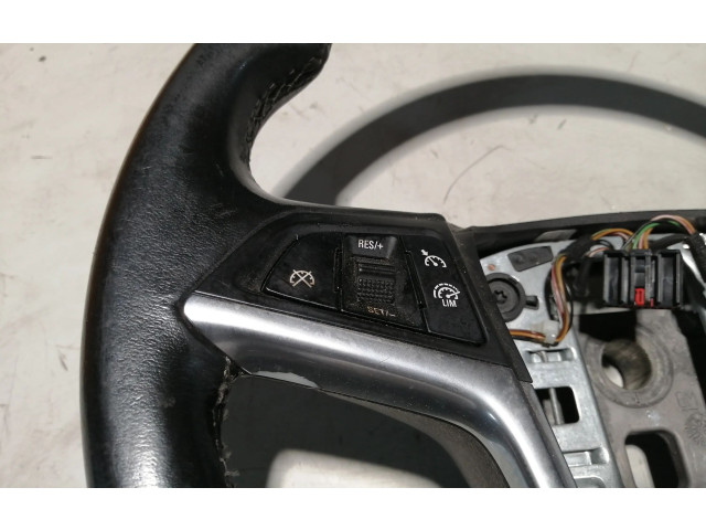 Volant Opel Zafira C 2013 13351029