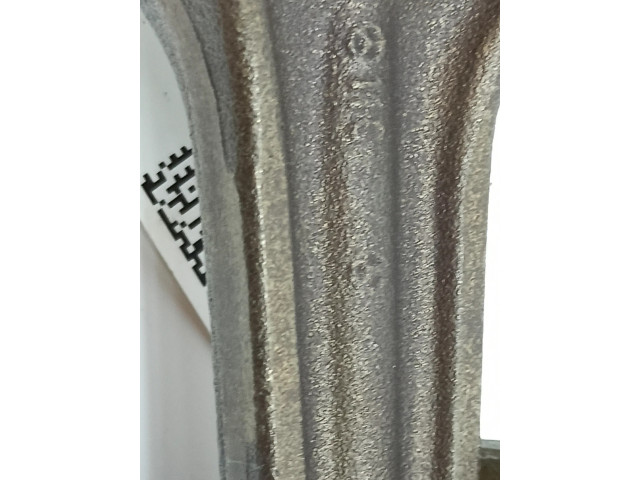 Píst 11004 Mercedes-Benz S W116 pro benzínový motor 2.8