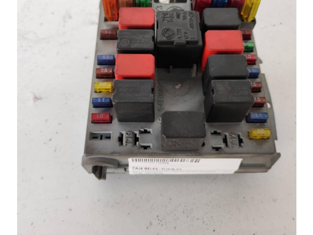 Pojistková skříňka 46778448 Fiat Punto (188) 2001