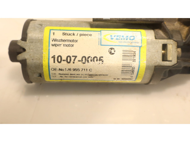 Двигатель стеклоочистителя заднего стекла    Volkswagen PASSAT B5