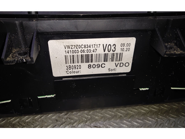 Панель приборов 3B0920809C   Volkswagen PASSAT B5.5       