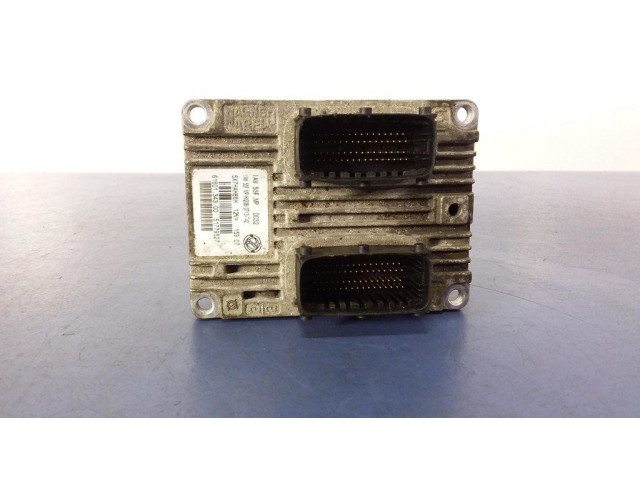 Блок управления двигателем ECU