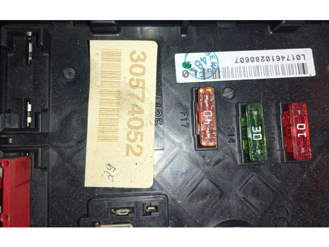 Pojistková skříňka 3C0937125, 3C0937125 Volkswagen PASSAT