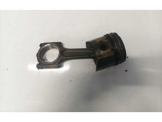 Píst    Citroen C-Crosser     