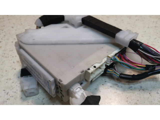 Pojistková skříňka Řídící jednotka BSM 8922176030, 8273076020B   Lexus CT 200H 2013