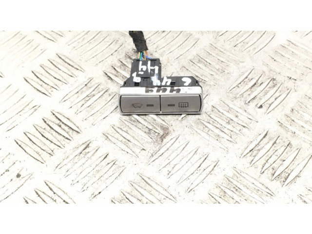 Включатель обогрева стекла с помощью электричества