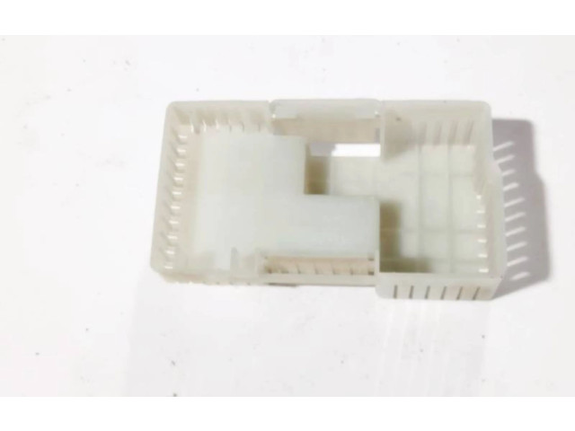 Блок предохранителей 6g9t14c507, 6g9t-14c507 Volvo V70