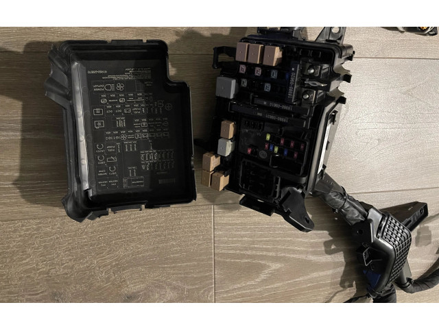 Блок предохранителей 91270G5502, 91950G5870 KIA Niro