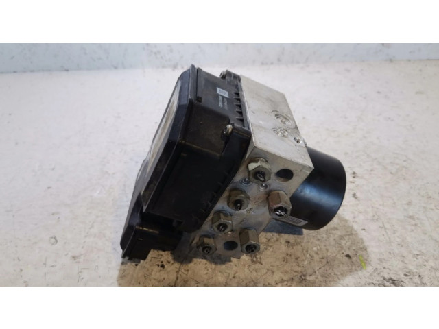 Блок АБС 13332549 Opel Insignia A 2008-2017 года