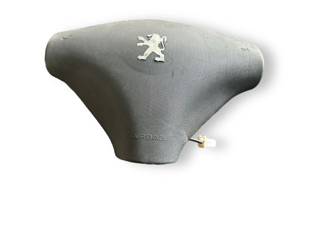 Подушка безопасности водителя Peugeot 107