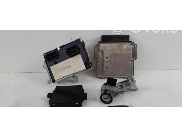 Блок предохранителей Jeep Renegade