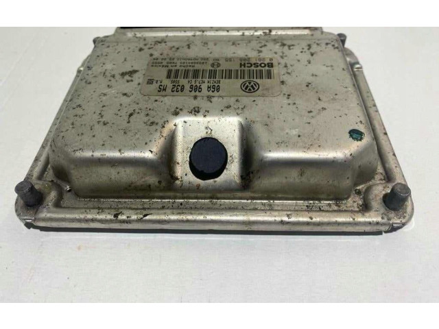 Блок управления двигателя 06A906032MS, 0261208155   Volkswagen New Beetle