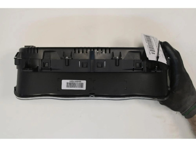 Панель приборов    Jeep Renegade       