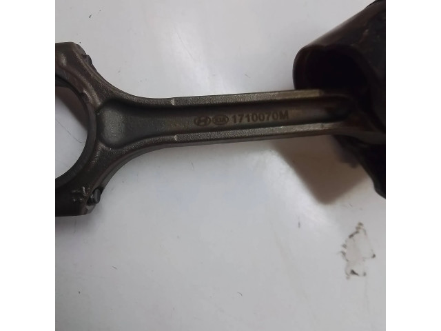 Píst 1710070M Hyundai Kona I pro benzínový motor 1.0 G3LC