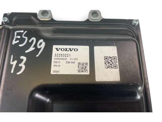 Блок управления двигателем Блок управления 32253221 Volvo XC90