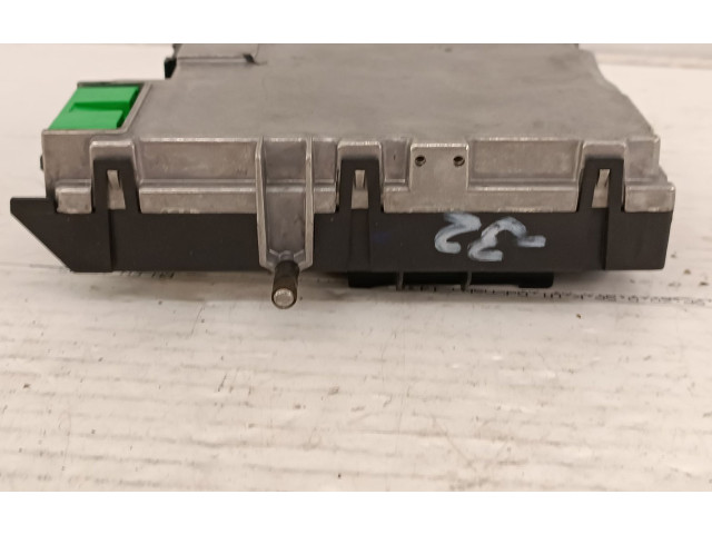 Tālruņa vadības bloks