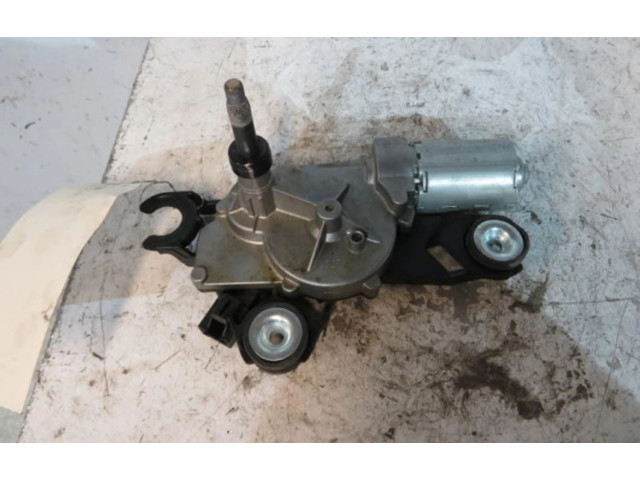 Моторчик заднего дворника BP4K67450A Mazda 3 I