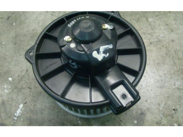 Вентилятор печки Mitsubishi L200