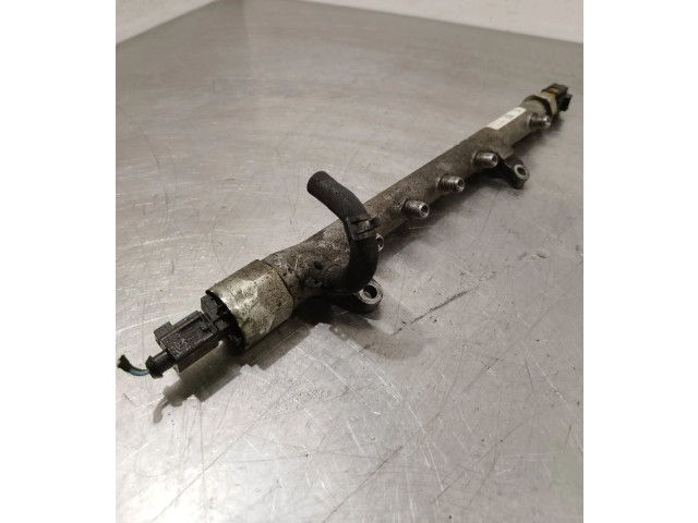 Vstřikovací lišta 03L130089B, 500000189 Volkswagen Caddy