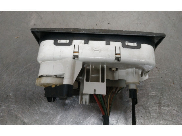 Блок управления климат-контролем 13215936 Opel Meriva A