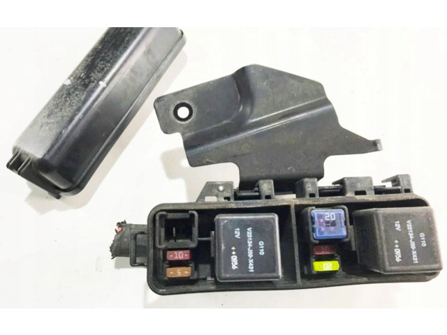 Pojistková skříňka Mazda CX-7 2011