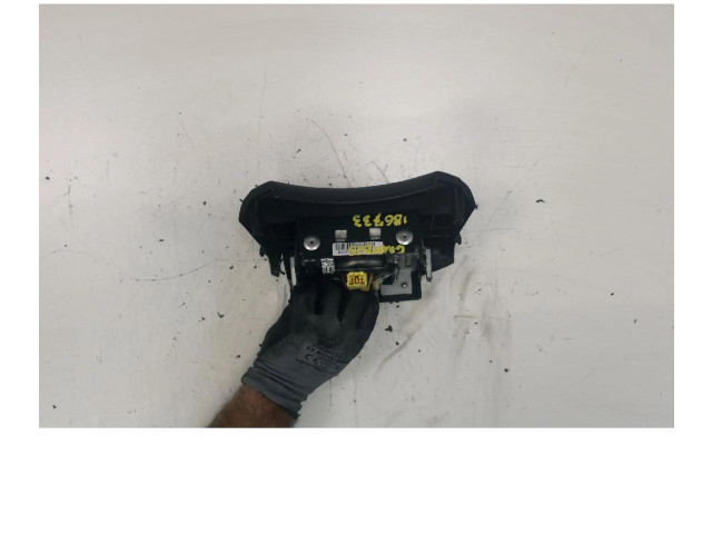 Подушка безопасности водителя Mitsubishi Grandis