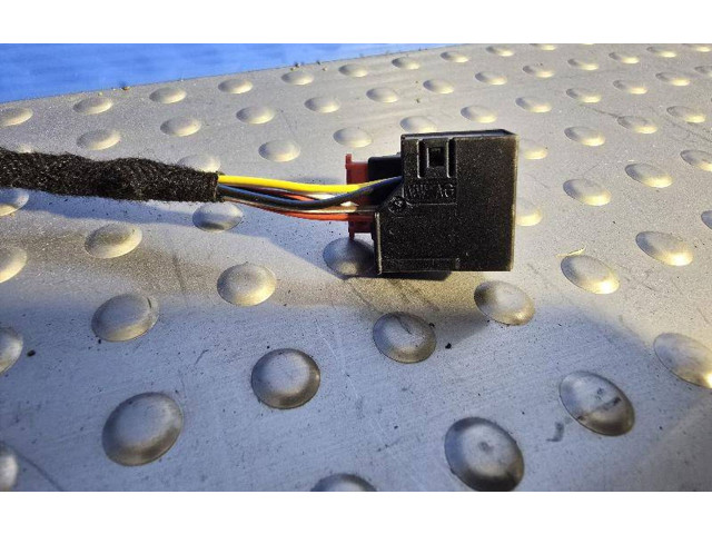 Зеркало электрическое Skoda Kamiq 2019 - года