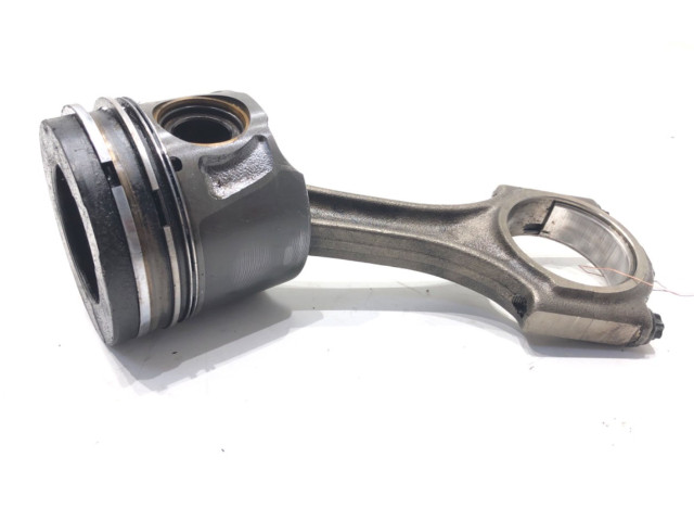  Поршень с шатуном  224DT  Land Rover Freelander 2 - LR2  