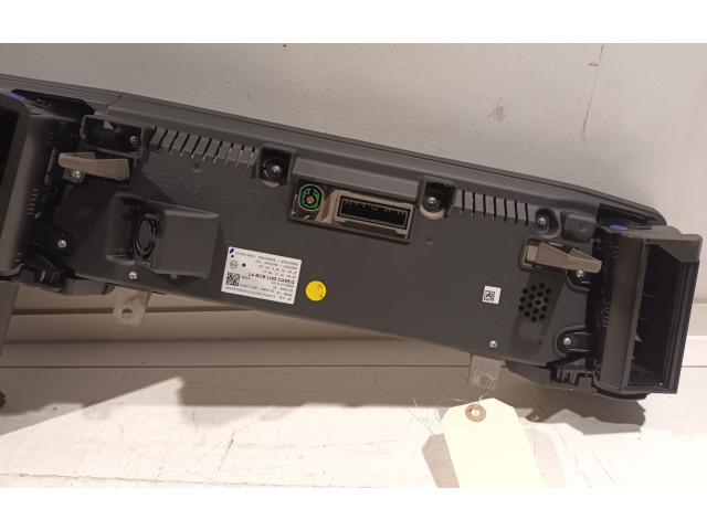 Přístrojová deska Renault Megane E-Tech 2023 680502337R