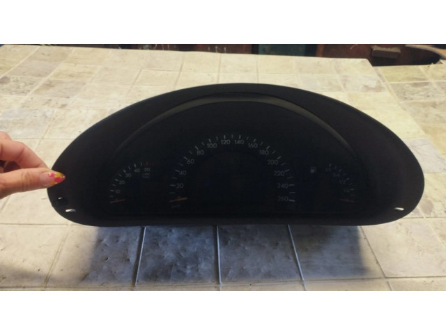 Přístrojová deska Mercedes-Benz C AMG W203 2000 A2035401311015, A2035401311