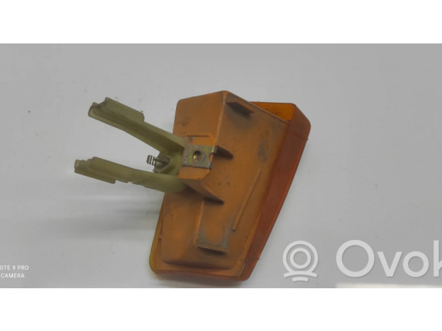 Передний поворотный фонарь